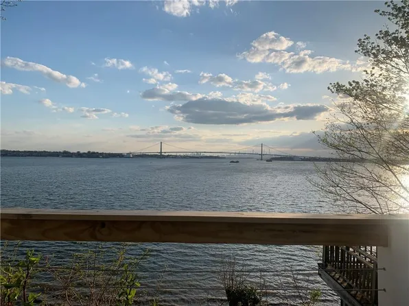 54 Indian Trail #54, Bronx, NY 10465
