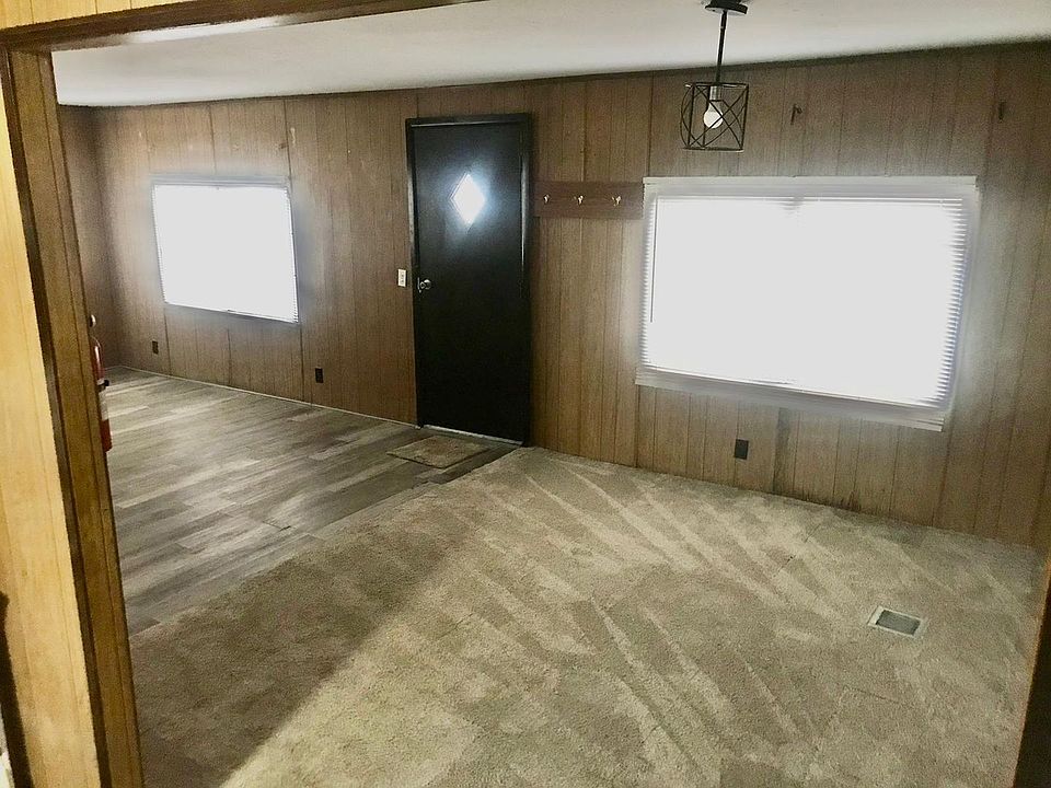 1st image of 570 Oak Ave Trailer B