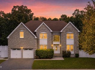 7 Salvatore Drive, Lakewood, NJ 08701