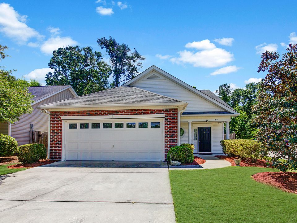 1st image of 217 Garden Grove Dr