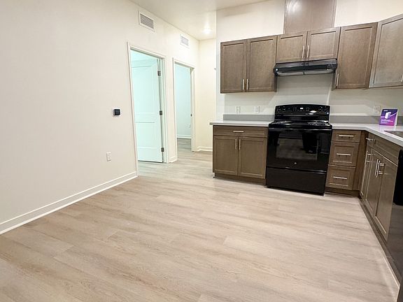 4th image of 2100 Asti Rd #3305