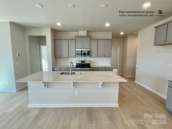 2nd image of 102 White Apple Way