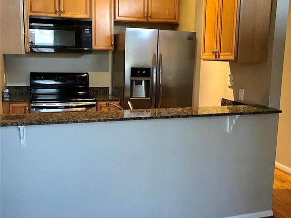 3rd image of 1418 Dolman St