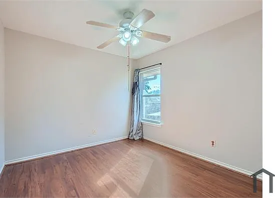 2420 Waterloo Ln — Photo 31