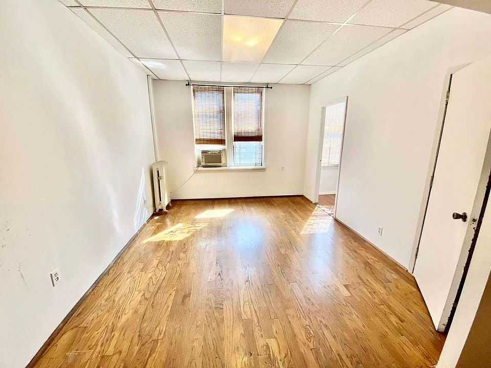 1st image of 8812 3rd Ave #2F