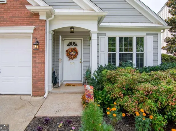 5371 Medlock Corners Dr, Norcross, GA 30092