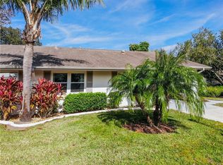 1605 Hovington Cir, Sun City Center, FL 33573