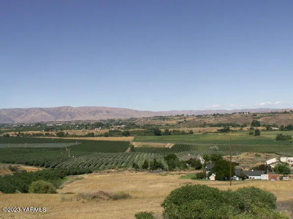 Nka Pioneer Way, Yakima, WA 98908