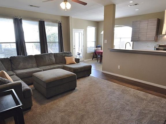 5th image of 4501 Sleepy Meadows Dr