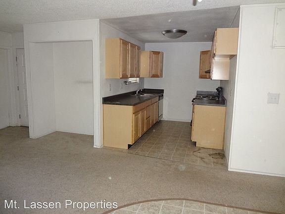 5th image of 709-980 Lake Ave