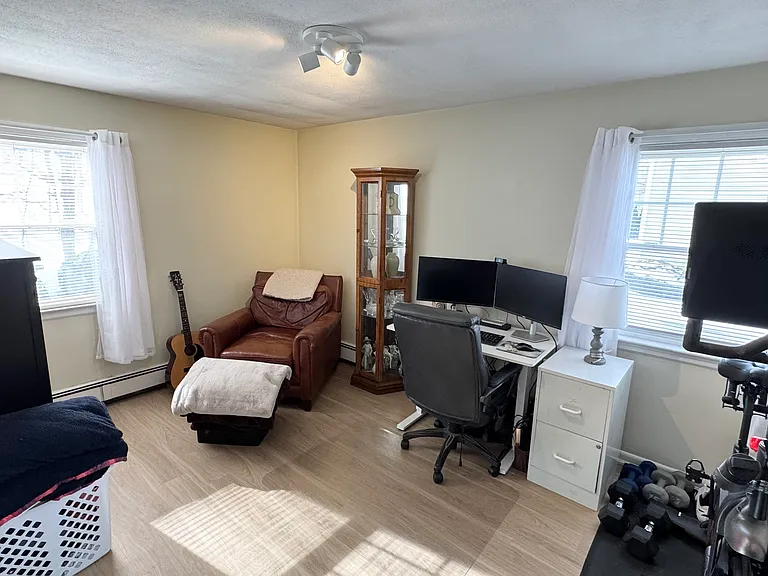 33 Mullin Ave #2 — Photo 7