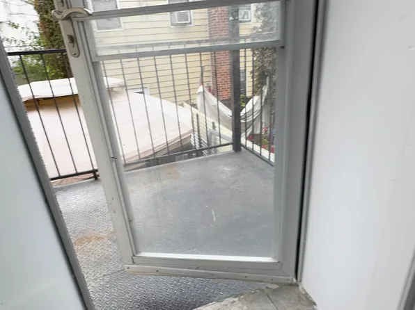 25-38 22nd Street image 15 of 17