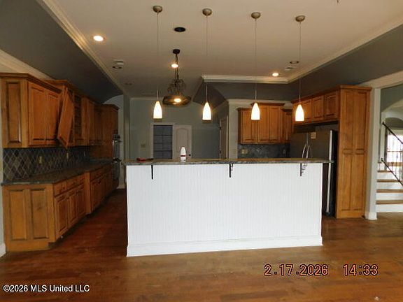 2nd image of 9090 Sandy Dr