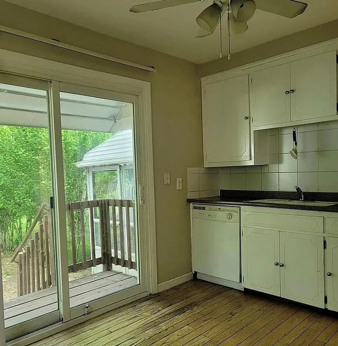 3 bed, 2.5 bath, 1250 sqft, $1,850 — Photo 3