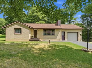 2339 Downing Ln, Hermitage, PA 16148