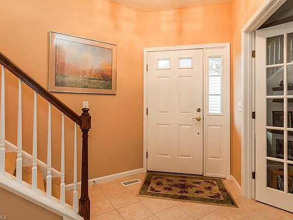 2nd image of 33184 Fairport Dr