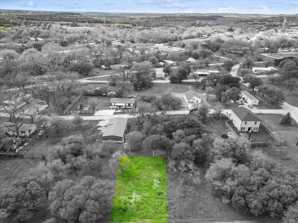 5624 Lake Granbury Trl, Granbury, TX 76048