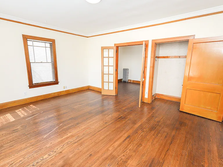 Pleasant Avenue Apartments — Photo 20