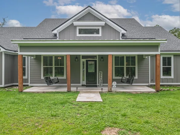 463 Harvey Mill Rd, Crawfordville, FL 32327