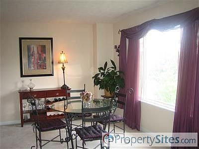 3rd image of 6366 Lakearbor Dr