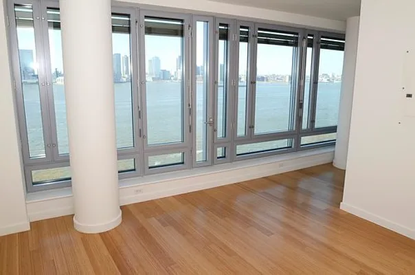 Sold by Battery Park Realty | media 1