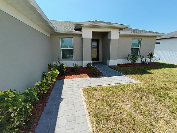 2nd image of 3030 NW Juanita Pl