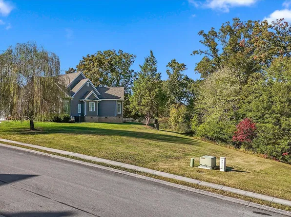 1279 Dreamcatcher Way, Hixson, TN 37343