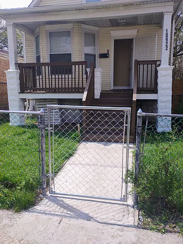 10922 S Wentworth Ave Photo 1