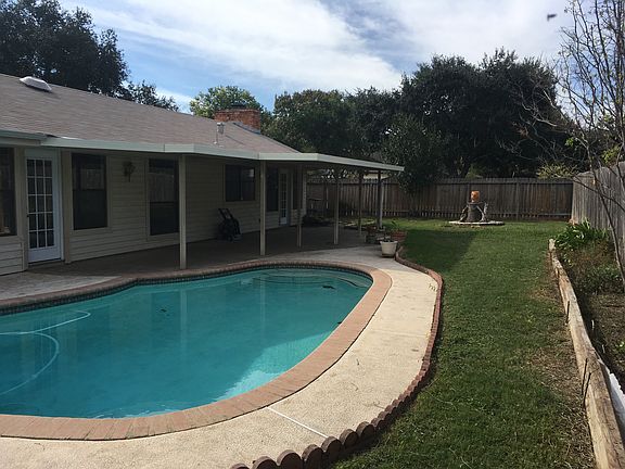 3rd image of 7415 Louisa Allen Ct