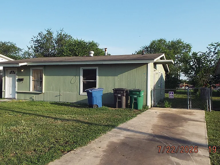 258 Brandywine Ave — Photo 2