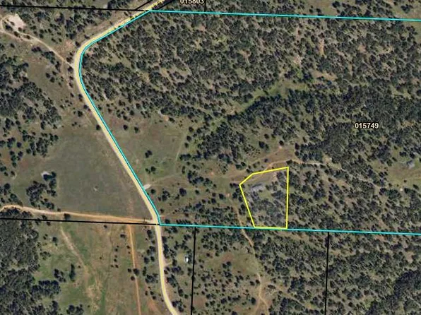 3 Westwind Dr, Hot Springs, SD 57747