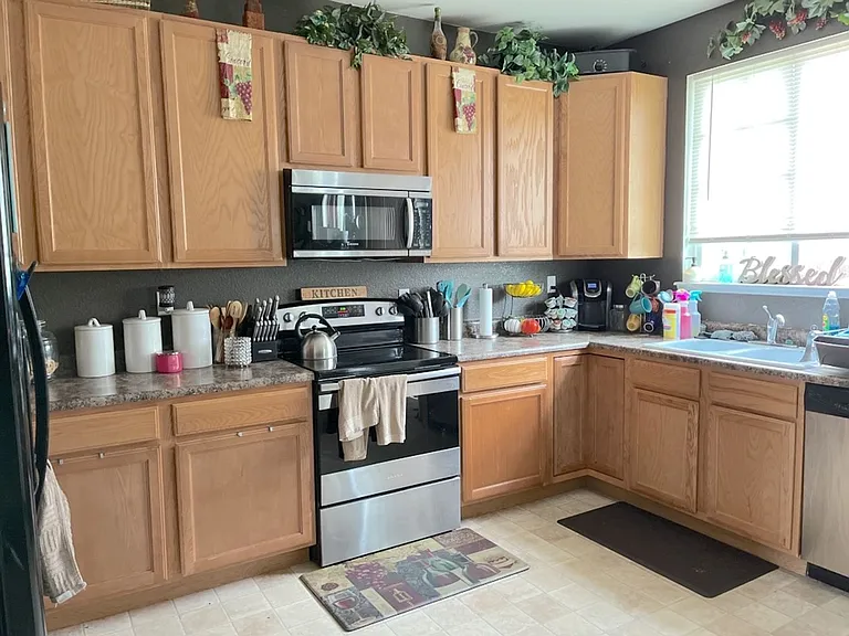 7744 Autumn Leaf Way — Photo 2