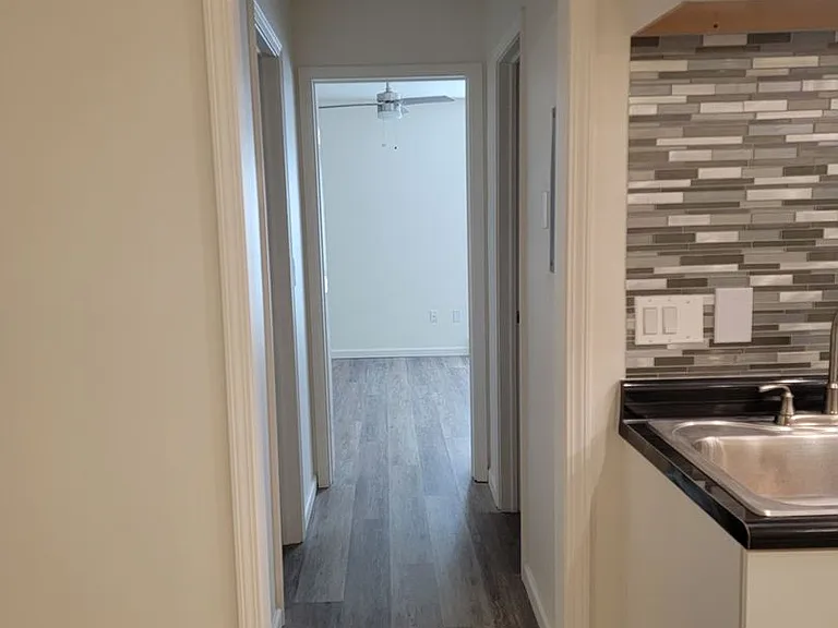 University Park Apartments near Cornell University — Photo 258