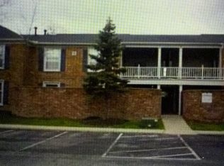 2116 Glouchester Dr, Lyndhurst, OH