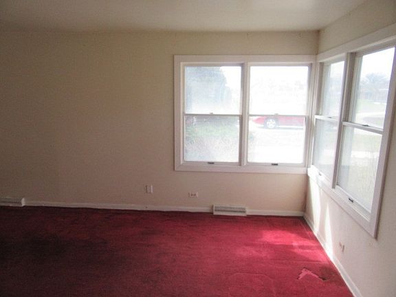 3rd image of 1603 Howard Ave