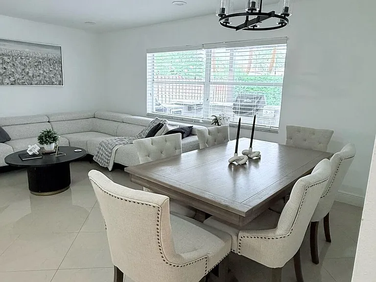 5301 Canoe Bend Dr — Photo 4