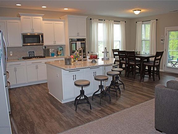 4th image of 4309 Bexley Ct