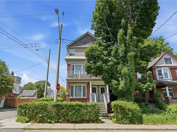 52 Cedar Ave, Hamilton, ON L8M 3A5