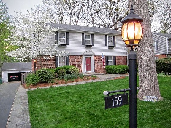 3rd image of 159 Plant Ave