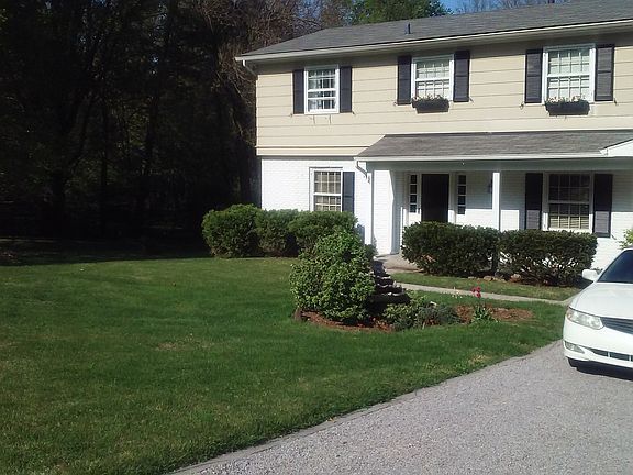 3rd image of 12711 Saint Clair Dr