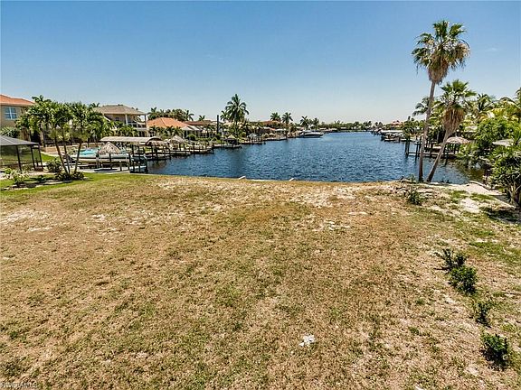 3rd image of 4513 Orchid Blvd