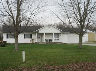 1533 W Church Rd, Beecher, IL 60401