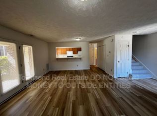 1028-1 Ancestry Dr, Fayetteville, NC 28304