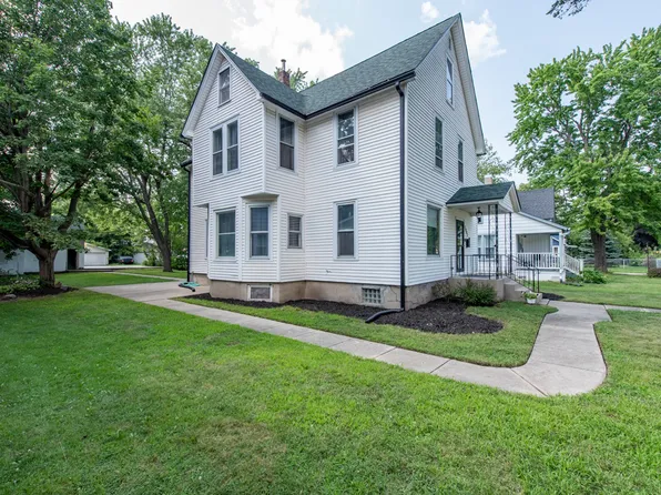 3002 Enoch Ave, Zion, IL 60099