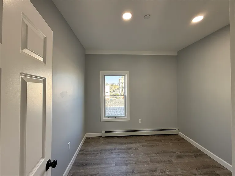 126 Cross St #2 — Photo 8