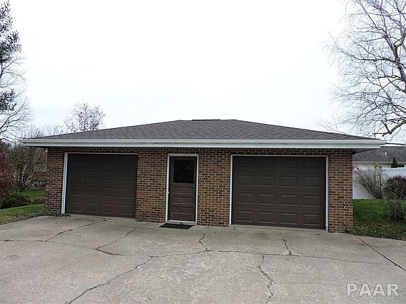 4th image of 101 E Whipp Ave