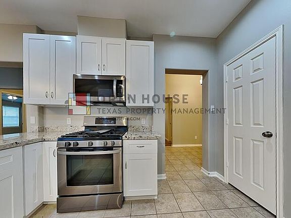 5th image of 12014 Piney Bend Dr