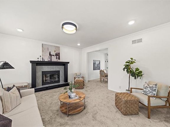 3rd image of 6719 W 157th Ter