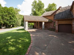 4510 E Farm Road 144, Springfield, MO 65809