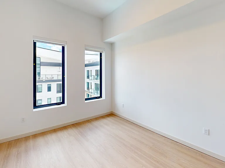101 N Meridian — Photo 148
